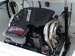 More pics of BoatFreak28's 28AT:-engine.jpg
