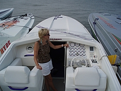 ATs in Power boat-thunderstruck-leslie.jpg