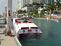 41 Apache Question!!!-miami-boat-show-2007-068-large-.jpg