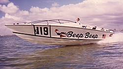 1974 27' Cary-beep-beep.jpg