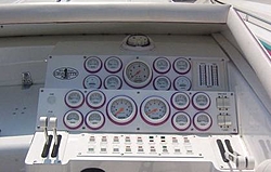 Difference between a 38 Flat Deck and a 38 Top Gun-38-hawk-dash.jpg