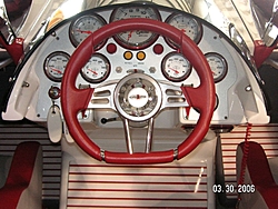 45' Maximus Centerdrive-helm.jpg