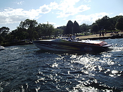 Cigarette TOP GUN on Winnipesaukee-dscf0562.jpg