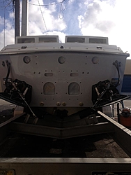 90 MPH teaser thread-painted-transom2.jpg