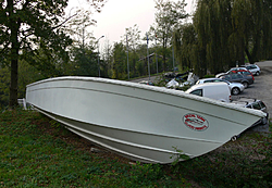 Found an old 36 Cigarette raceboat today.-p1030330.jpg