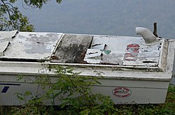 Found an old 36 Cigarette raceboat today.-p1030350.jpg