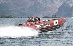 Cigarette 35 Raceboats-mrterrible1985.jpg