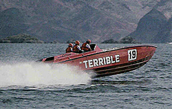 Cigarette 35 Raceboats-mr.terrible-1984-.jpg