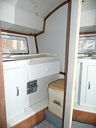 Donzi Sportsman 28' project-bathroom.jpg