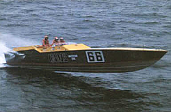 Cigarette 35 Raceboats-cam%25202%2520-1976-.jpg