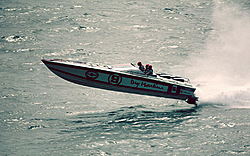 Cigarette 35 Raceboats-dry-martini-_1973_.jpg