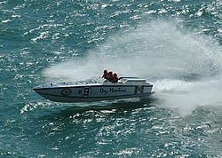 Cowes Classic Offshore Powerboat Race 2014-dry-martini-2.jpg