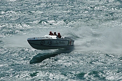 Cowes Classic Offshore Powerboat Race 2014-dry-martini-3.jpg