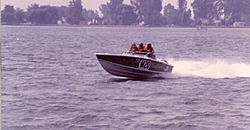 73 mag race boat-mag-chartreuse-1.jpg