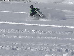 Connecticut Snowmobilers-pete-n-powder.jpg