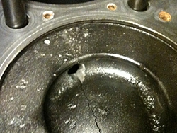 DIY - Duramax Marinisation-piston-2.jpg