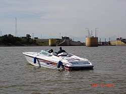 St. Louis riverfront run-lock.jpg