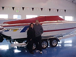 Post pictures of your formula!!!-tony-shelley-bassi-new-boat.jpg