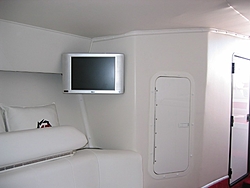 Mount a TV in the cabin of a 47??????-large-1022.jpg