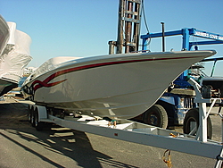 looking to buy 35-42ft fountain now..95'-00'.-starboard-hull-view.jpg