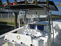 2006 FOUNTAIN 38 Tournament Edition w/Triple Mercury 275HP Verados-38te-console%5B1%5D.jpg