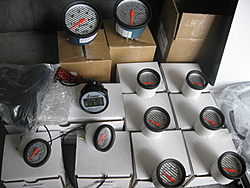 Just dot the new dash finished-gauges-002.jpg