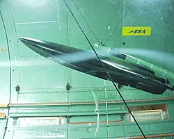 bat boats... whats up?-b28wind3.jpg