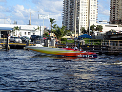 Floating Reporter-1/1/05-Saw Some Cool Cigs Today!-img_0200.jpg