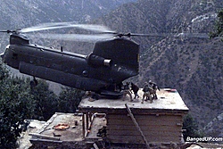 Post you extreme pic's-chinookrooflanding.jpg