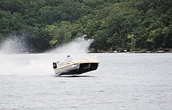 Who will be at Lake Cumberland Memorial weekend-pontoonspeed2108416.jpg