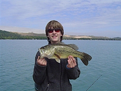 22-25 foot fishing boat-glen-lake-mem.-day-006-large-.jpg