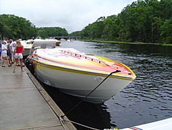 Would you buy an &quot;Old School&quot; carbon boat?-dsc06083.jpg