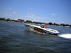 Floating Reporter-7/4/05-Sarasota Poker Run &amp; Race-img_1830.jpg