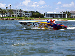Floating Reporter-7/4/05-Sarasota Poker Run &amp; Race-img_1827.jpg