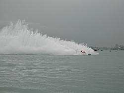 Gold Cup Hydro Action 7/16-gold-cup-007.jpg