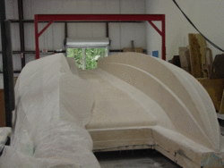 New Spectre Powerboats Factory-spectre42-hull2-640x480.gif