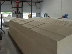 New Spectre Powerboats Factory-spectre42-hull-640x480.gif