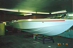 OLD RACE BOATS - Where are they now?-betram1a.jpg