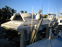 Floating Reporter-9/18/05-Haulover Raft Up!!-img_2323.jpg