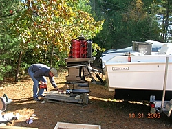 Outboard Brackets and Jack plates-make-shift-engine-stand-small.jpg