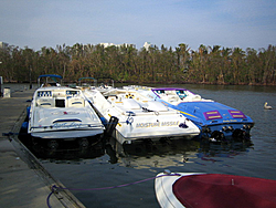 Floating Reporter-12/11/05-Perfect Boating Day-img_2778.jpg