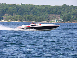 Between two boats-1000-islands-05-1.jpg