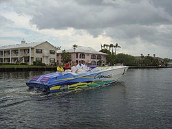 Floating Reporter-12/18/05-Another Boating Day-dsc02286.jpg