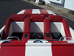 1990 28 Saber-cockpit.jpg