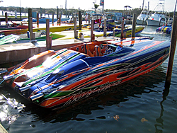 Floating Reporter-2/26/05-Miami Boat Show Poker Run &amp; Shooters Hot Bod Contest-img_3085.jpg