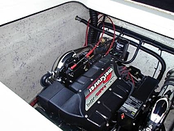 anyone have pics of there engine compartment..-dscn0448.jpg