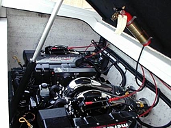 anyone have pics of there engine compartment..-dscn0450.jpg