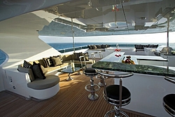 tiger woods yacht-liquidity_08.jpg