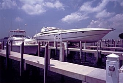 boat lifts-yachlifts01%5B1%5D.jpg