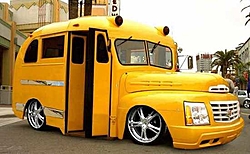 Stecz and Tantrum's new tow vehicle!-short_bus_915.jpg